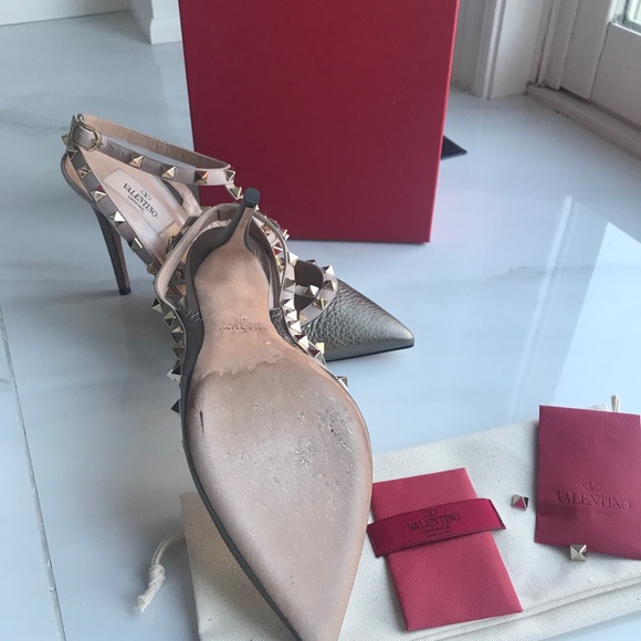 Valentino Rockstud Heels 100mm - Picture 8 of 8